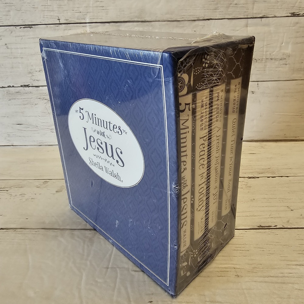 5 Minutes with Jesus Sheila Walsh Devotional Box Set‎ Hardcover Christian 4 PC